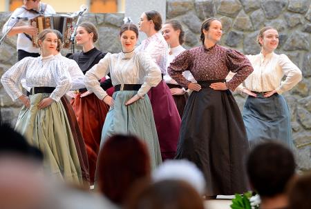 Občinska proslava ob dnevu državnosti in 10. obletnici Folklorne skupine Vodice 